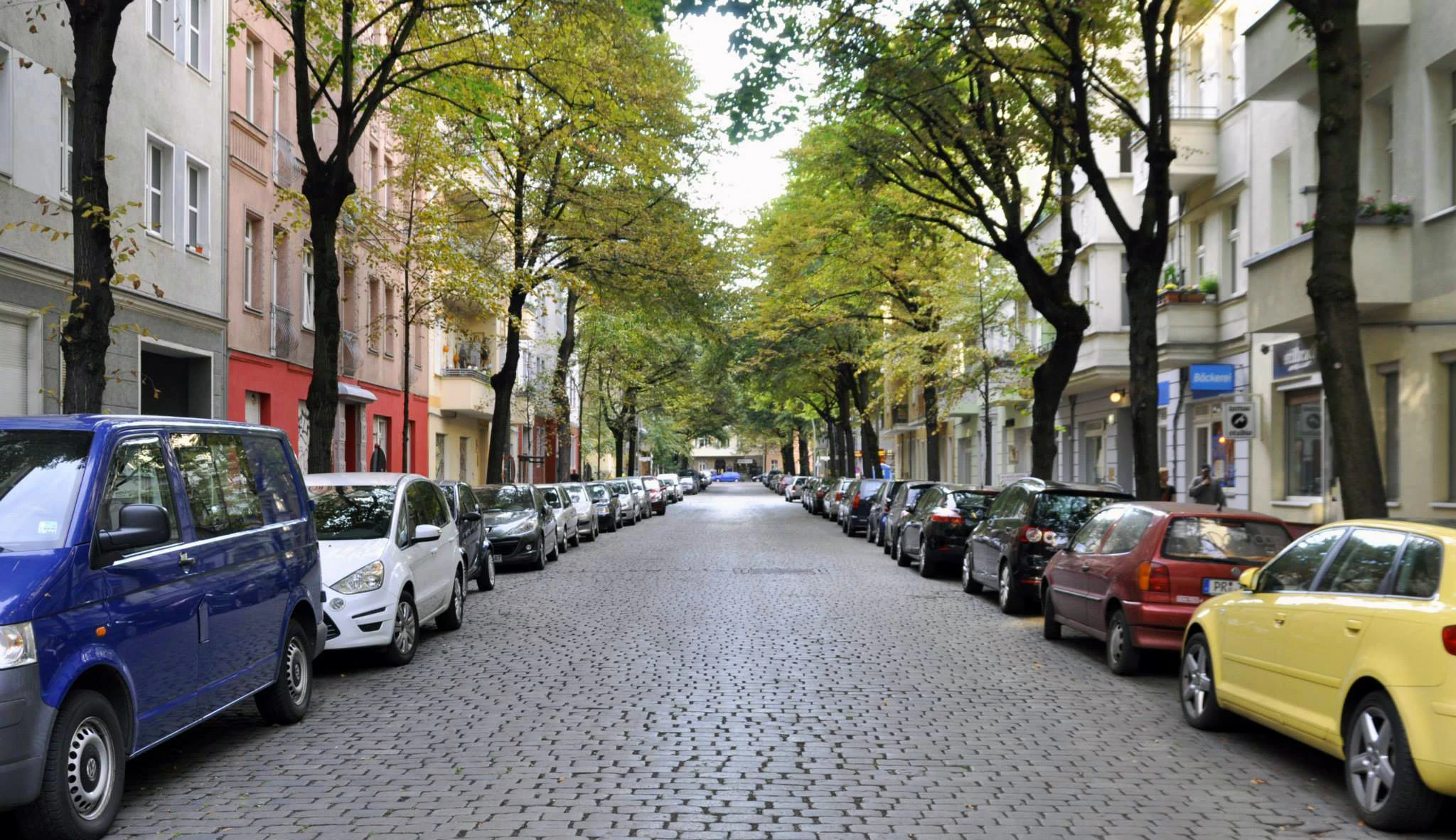 Ein Mann erhielt in der Leopoldstadt einen Strafzettel. Die Ausstellerin hatte in weiterer Folge darunter zu leiden. (Symbolbild)