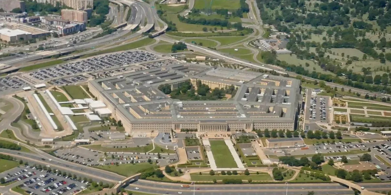 Im Pentagon wird derzeit fieberhaft einem Informationsleck nachgespürt.