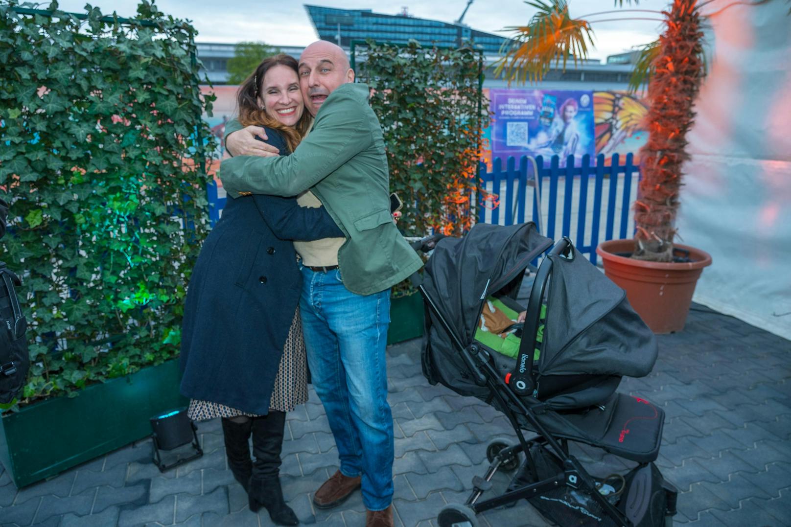 Christoph Fälbl und seine Freundin Vanessa hatten den wohl jüngsten Besucher im Wagerl: Fridolin, der im November 2022 zur Welt kam