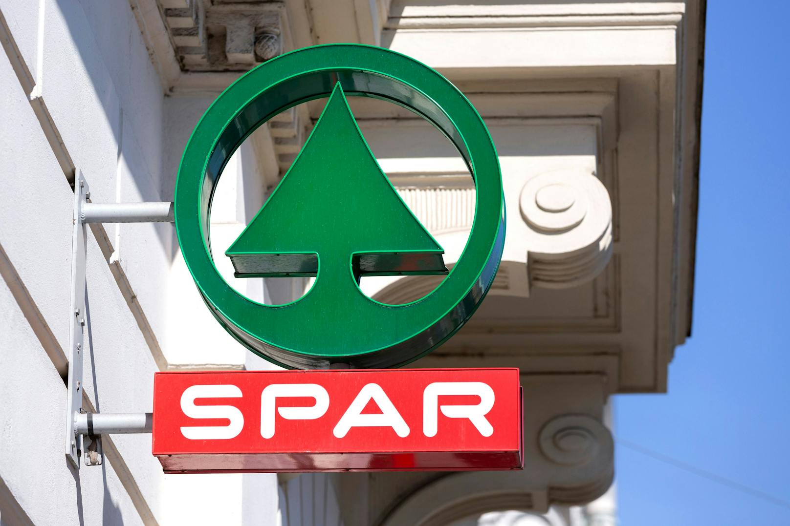 Auch bei Haustieren sei größte Sorgfalt geboten, so die österreichische SPAR Warenhandels-AG.