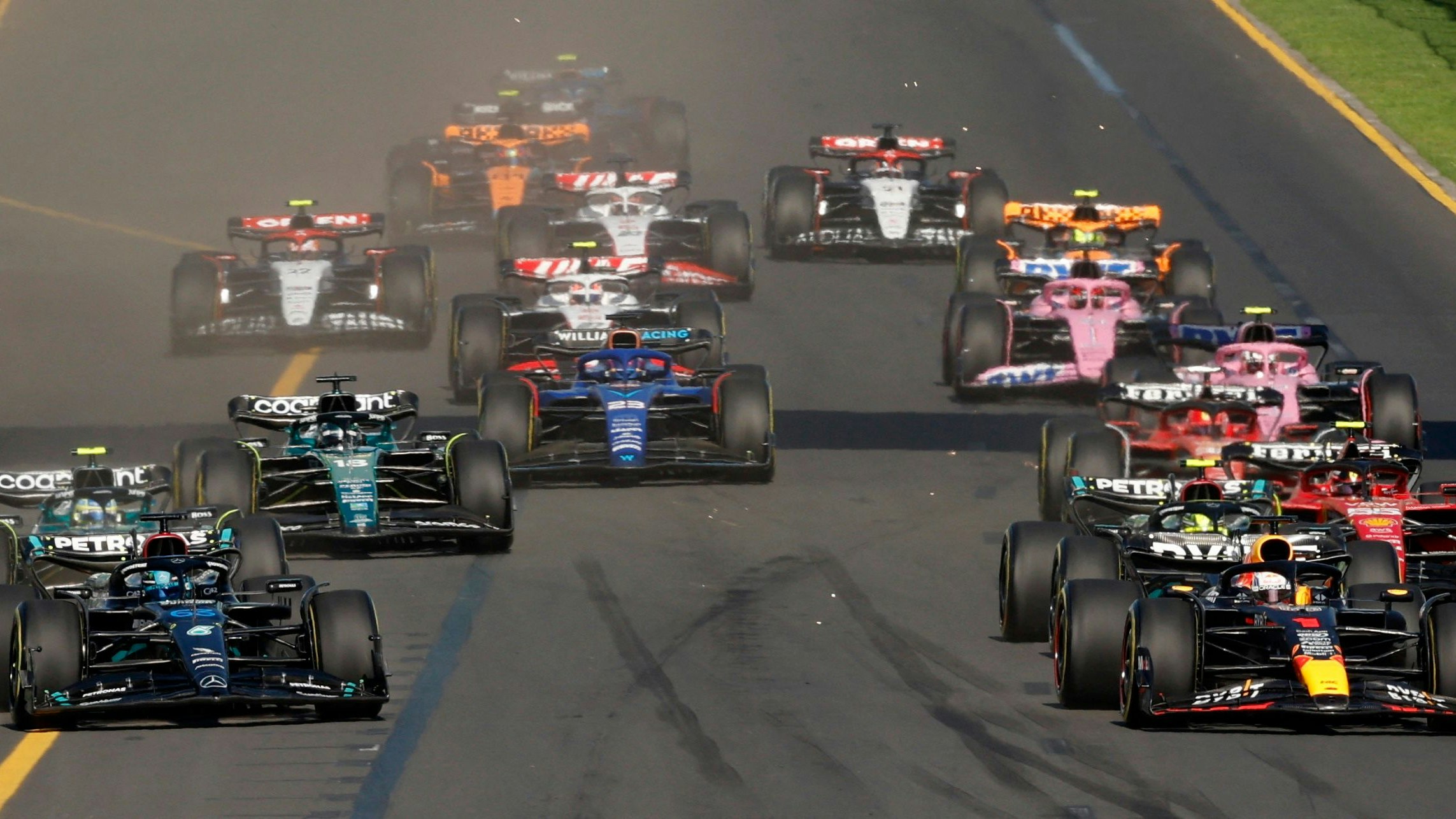 Die Formel 1 boomt, es gibt neue Interessenten an einem Rennen. 