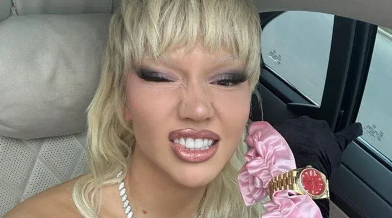 Shirin David mit neuer Frisur.