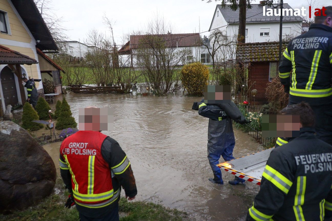 Rund 2.000 Feuerwehrmänner und -Frauen waren in den letzten drei Tagen in OÖ im Einsatz.