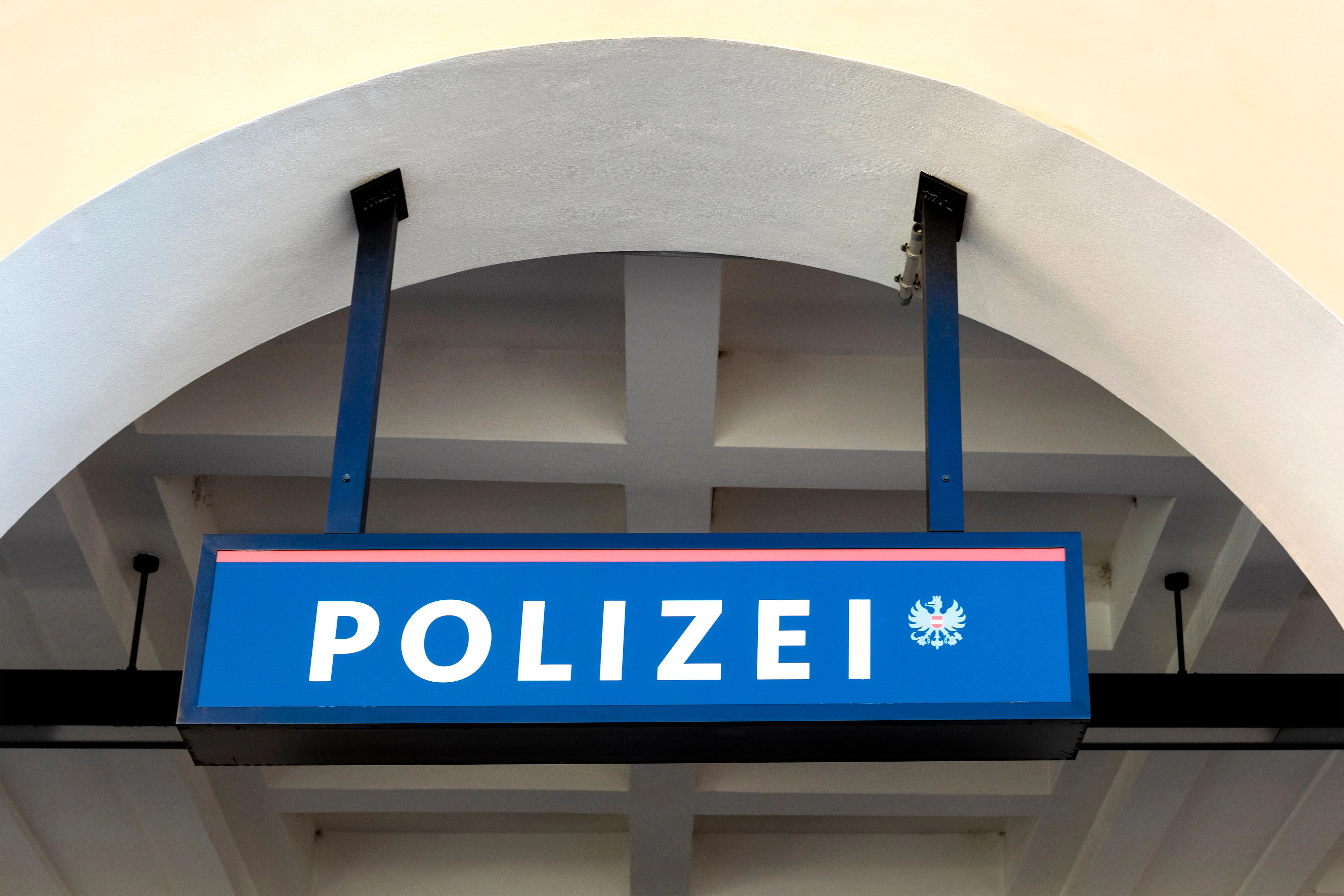 Der derzeitige Gesamtschaden soll in einem mittleren fünfstelligen Eurobereich liegen. 