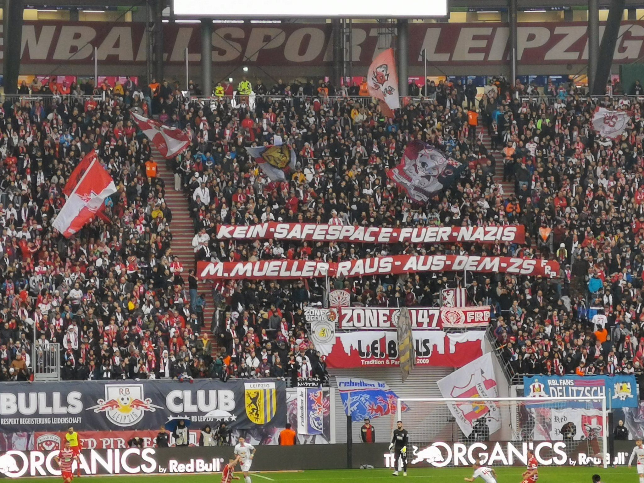 Fan-Protest gegen Melanie Müller