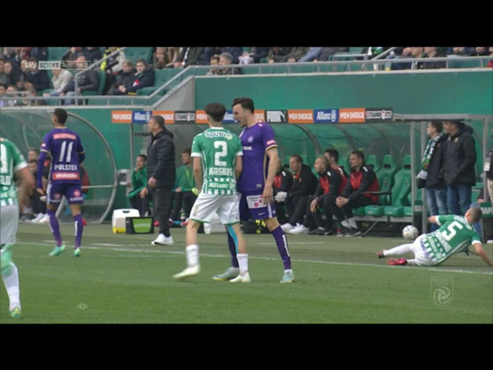 Haris Tabakovic und Denso Kasius krachen aufeinander. Das hitzige Wiener Meisterrunden-Derby.