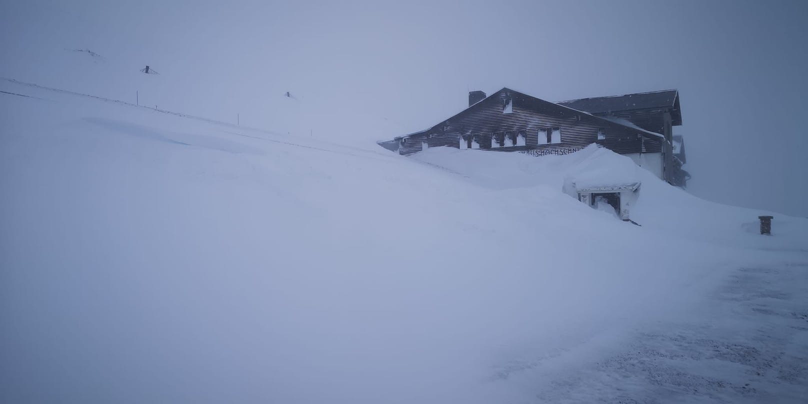 "Bleibt unten!" – Schneeberg ist jetzt brandgefährlich