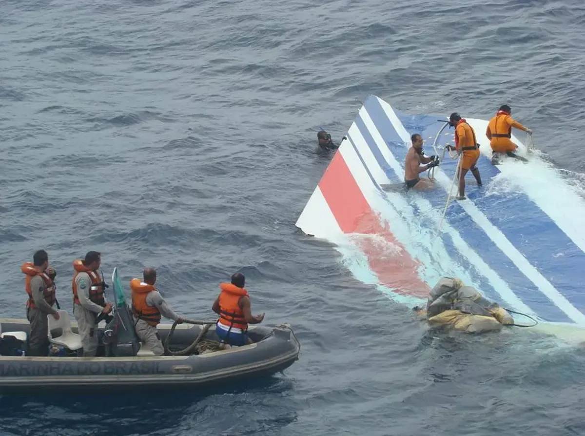 Beim Flugzeugabsturz des Airbus A330 sind alle Insassen ums Leben gekommen.