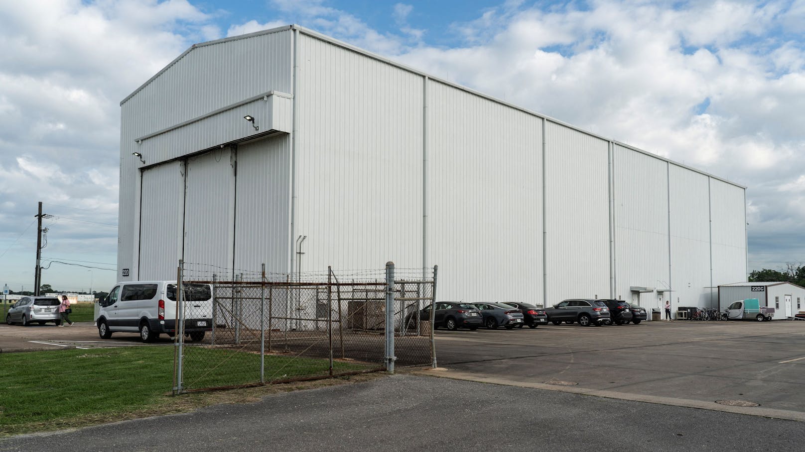 Die Anlage befindet sich in einem Hanger auf dem Gelände des Johnson Space Center im US-Bundesstaat Texas.