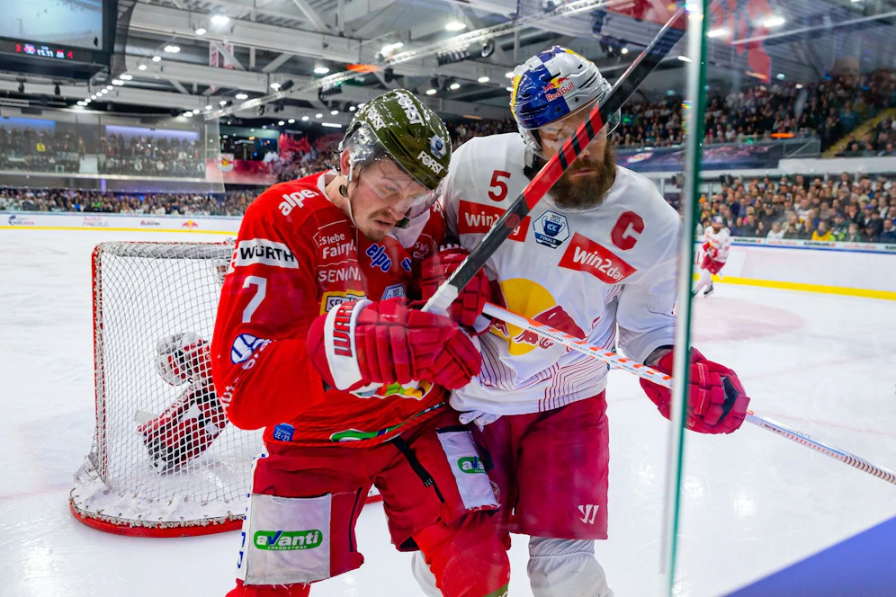 Enger Final-Fight zwischen Salzburg und Bozen.