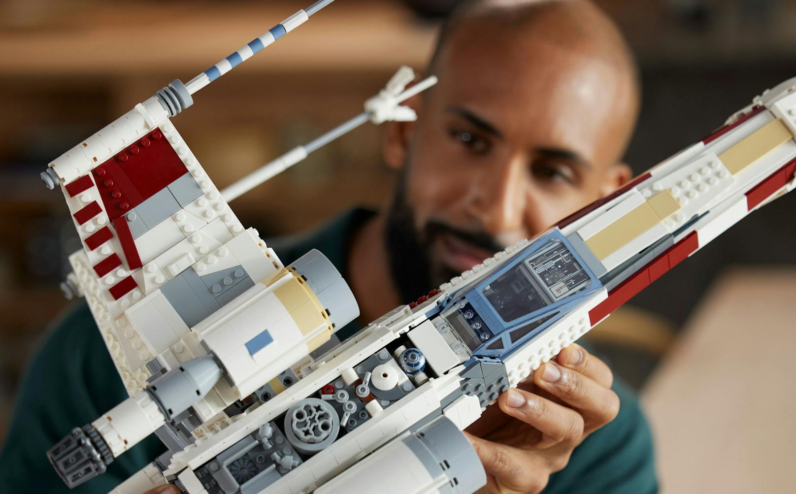 Als großes, neues Star-Wars-Set erscheint mit dem LEGO Star Wars X-Wing Starfighter ein altbekanntes Raumschiff in neuer Version. Das neue Modell der Ultimate Collector Series...