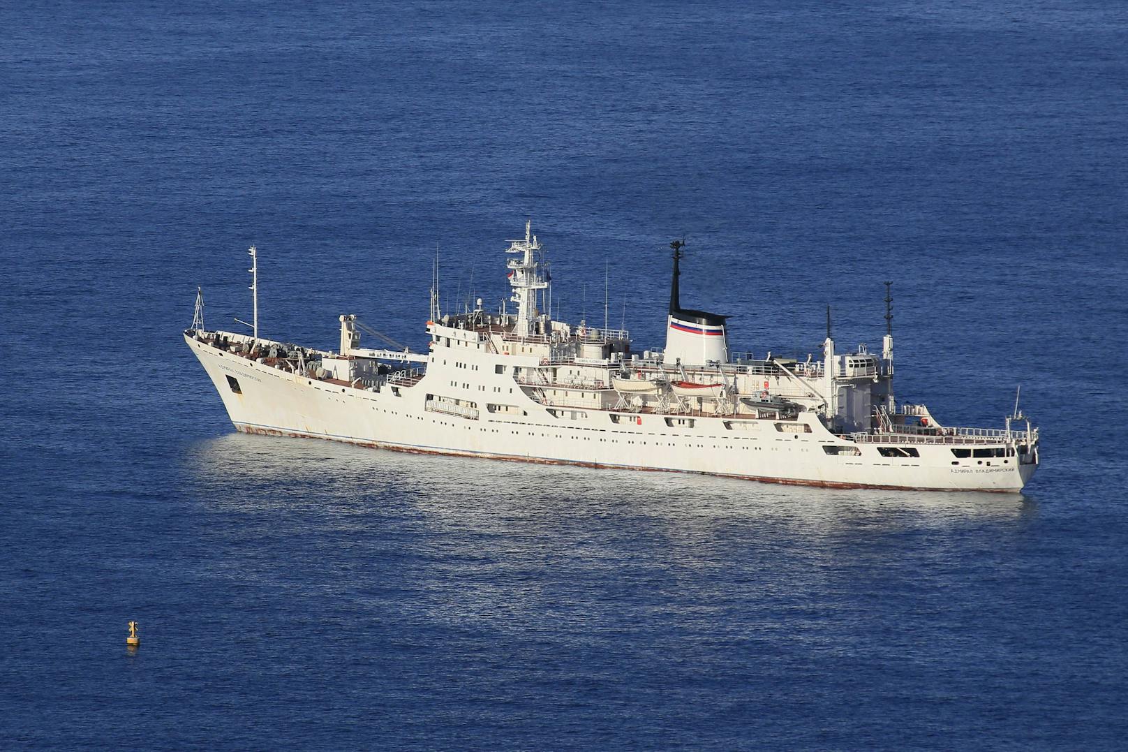 Spionage, Soldaten: Russisches Boot beunruhigt Europa