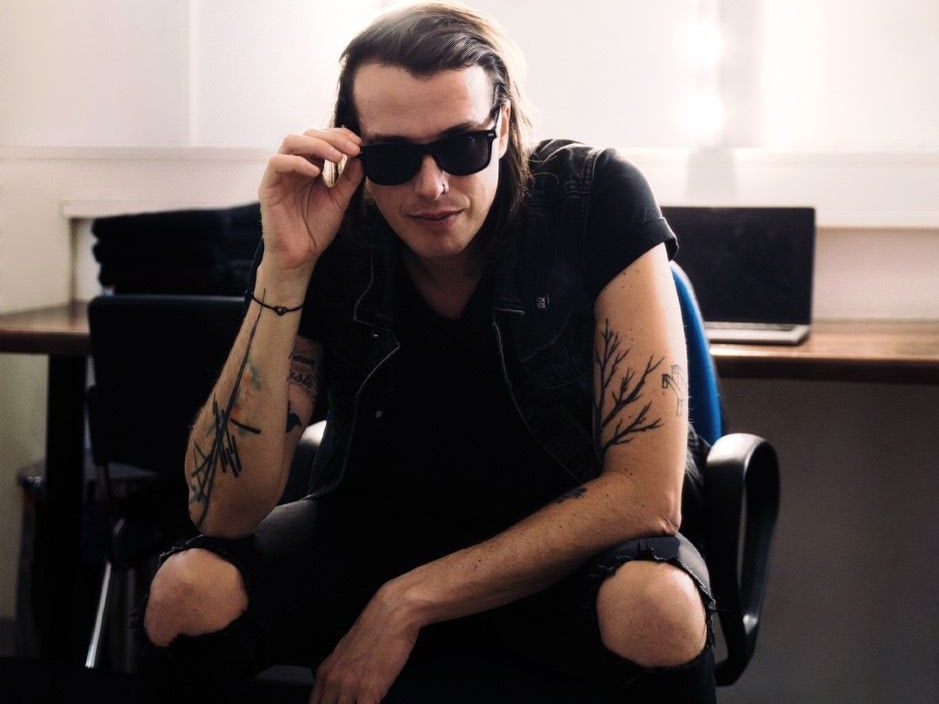 Marco Pogo bringt sein Buch "Gschichtn" jetzt als Hörbuch heraus 