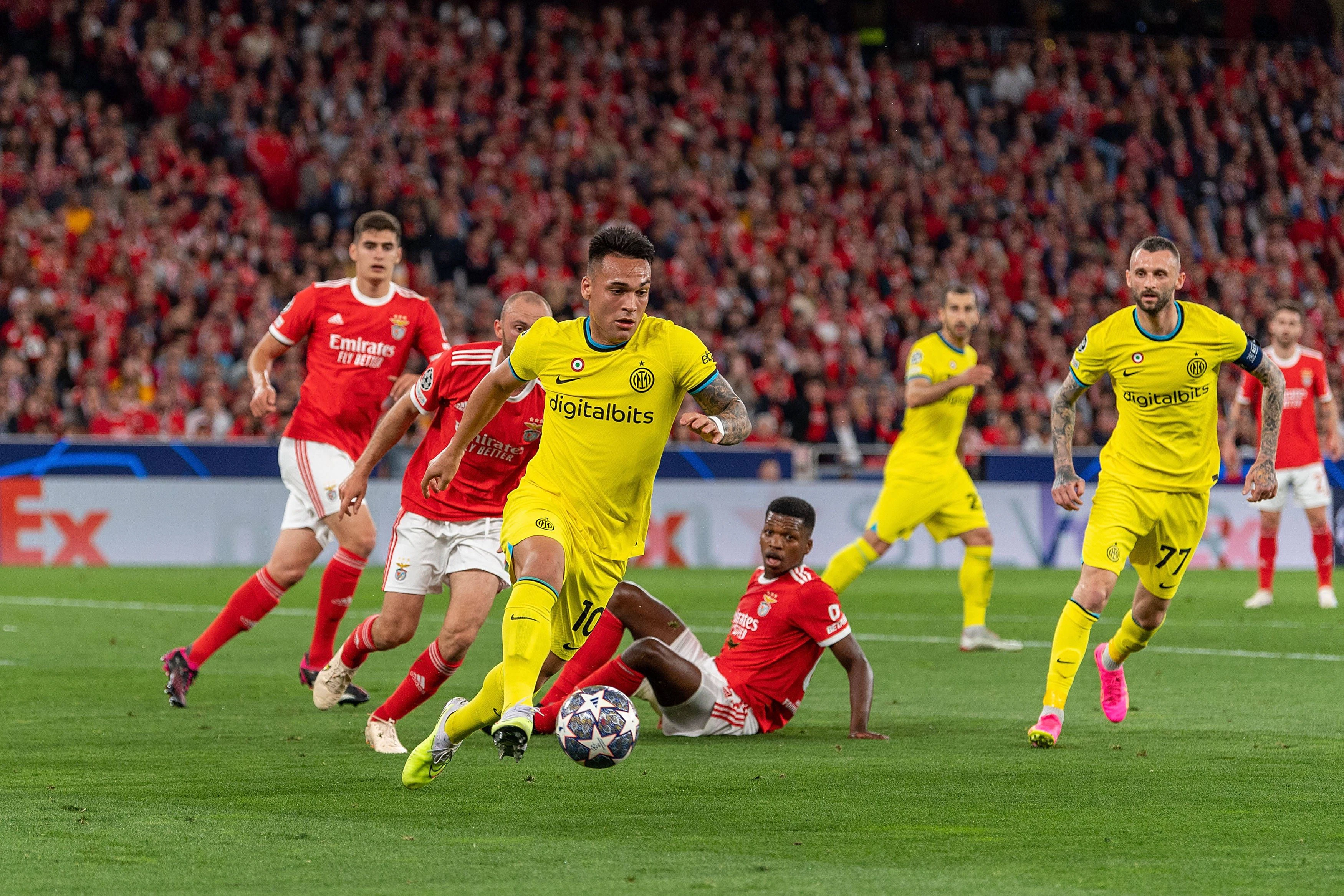 Inter schlug Benfica in Lissabon 2:0.
