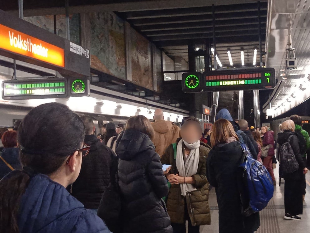 Im Frühverkehr am Mittwoch fährt die U3 zwischen Johnstraße und Volkstheater zur Zeit gar nicht. 