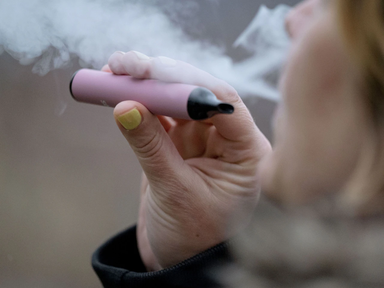 Gesundheit Das machen Vapes und Tabakerhitzer mit deiner Haut | Heute.at Gesundheit Das machen Vapes und Tabakerhitzer mit deiner Haut | Heute.at