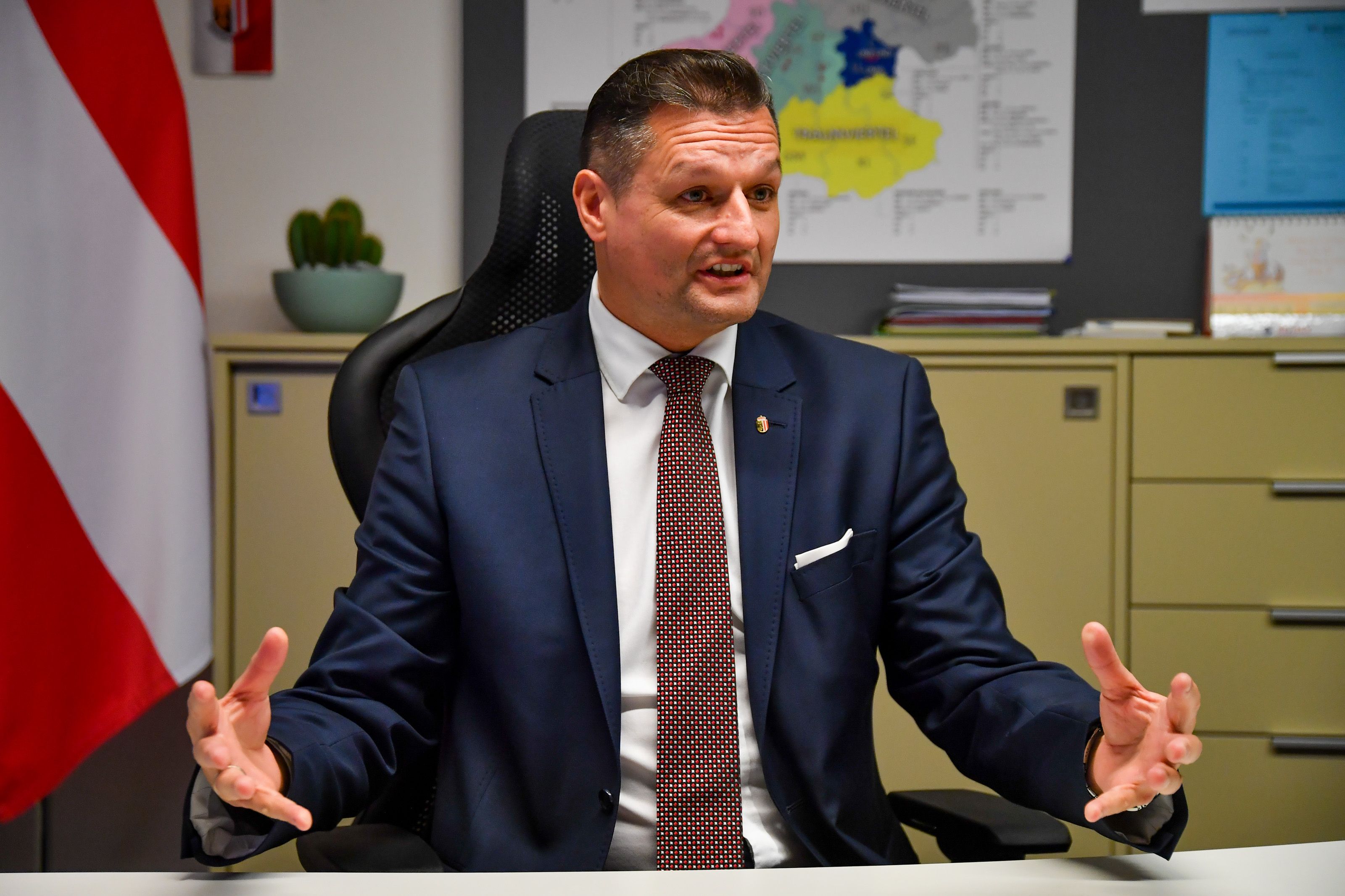 Der FPÖ OÖ-Landesparteisekretär Michael Gruber setzt sich erneut für eine Herabsenkung des Strafmündigkeitsalters ein.