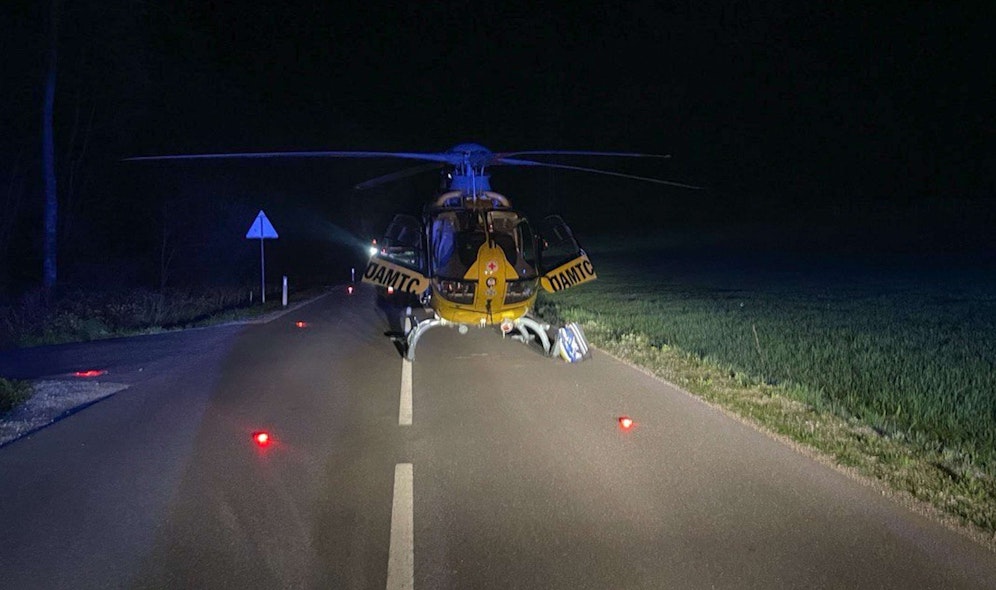 Die ÖAMTC-Flugretter hoben ab und brachten die junge Frau ins Spital.