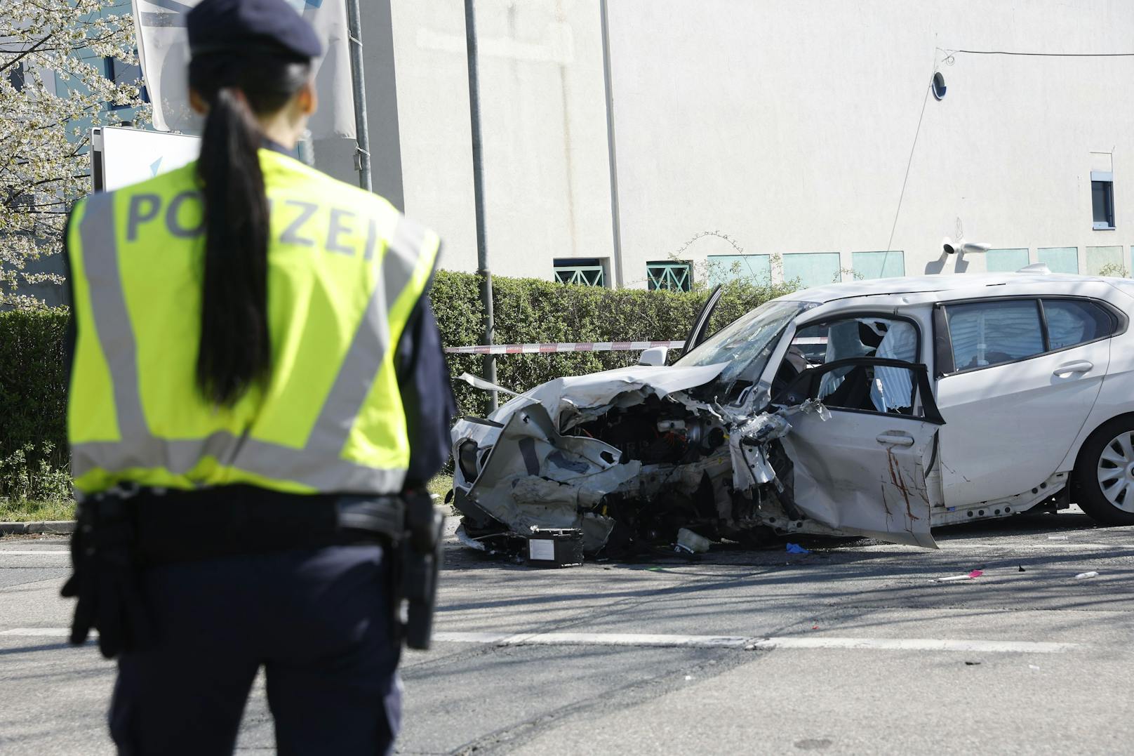 In Graz ist am 22. April 2023 erst eine Frau bei einem Gewaltverbrechen und dann ein Autolenker (31) von dem selben mutmaßlichen Täter getötet worden.