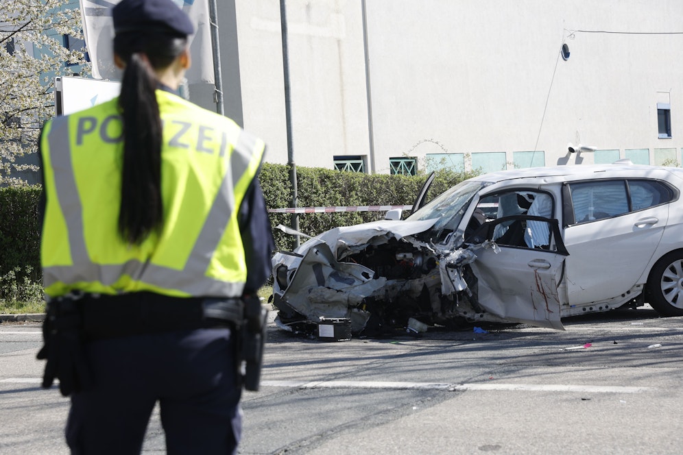 In Graz ist am 22. April 2023 erst eine Frau bei einem Gewaltverbrechen und dann ein Autolenker (31) von dem selben mutmaßlichen Täter getötet worden.