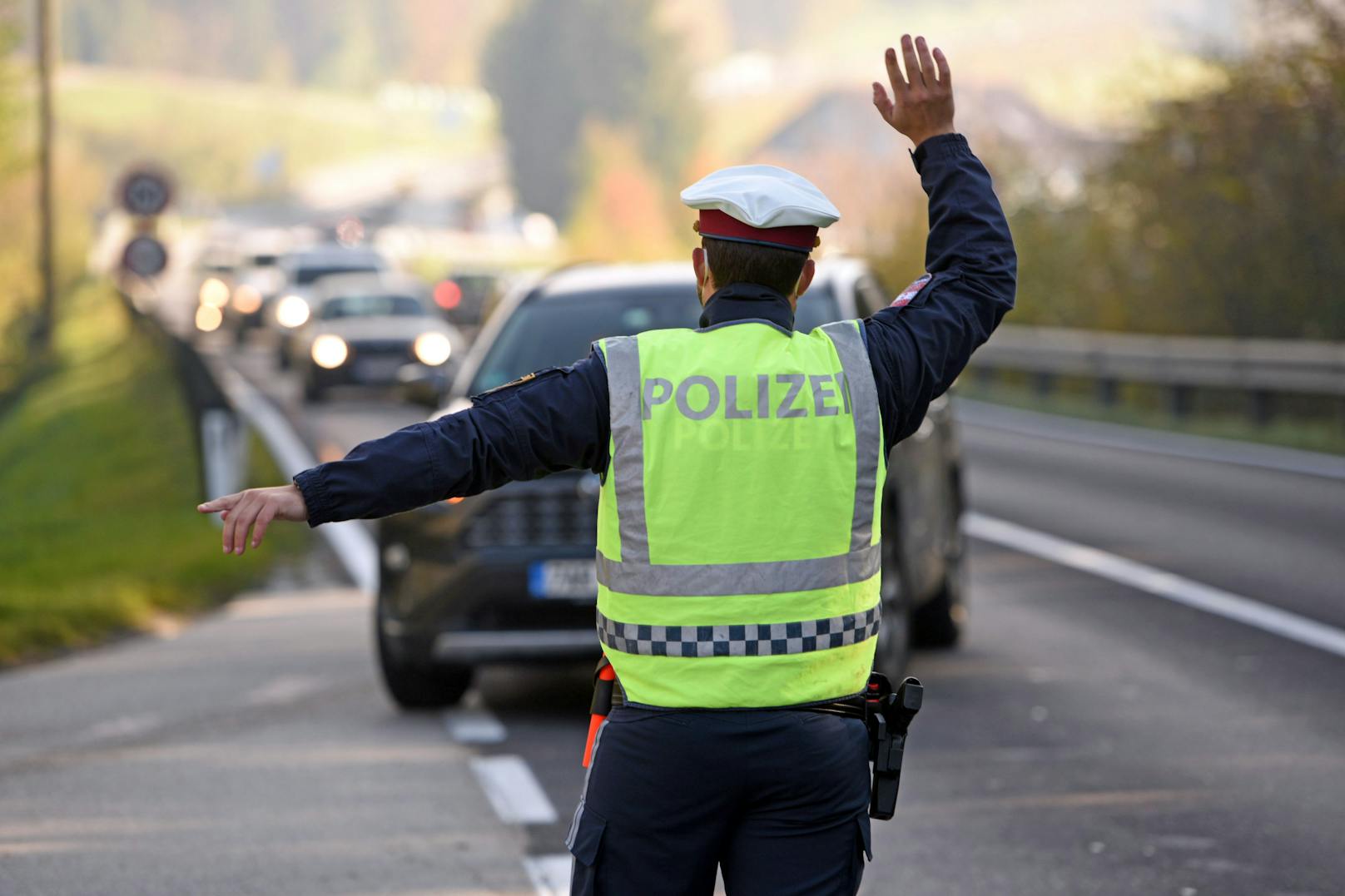 Polizei stoppt Autofahrer (40) und landet Volltreffer