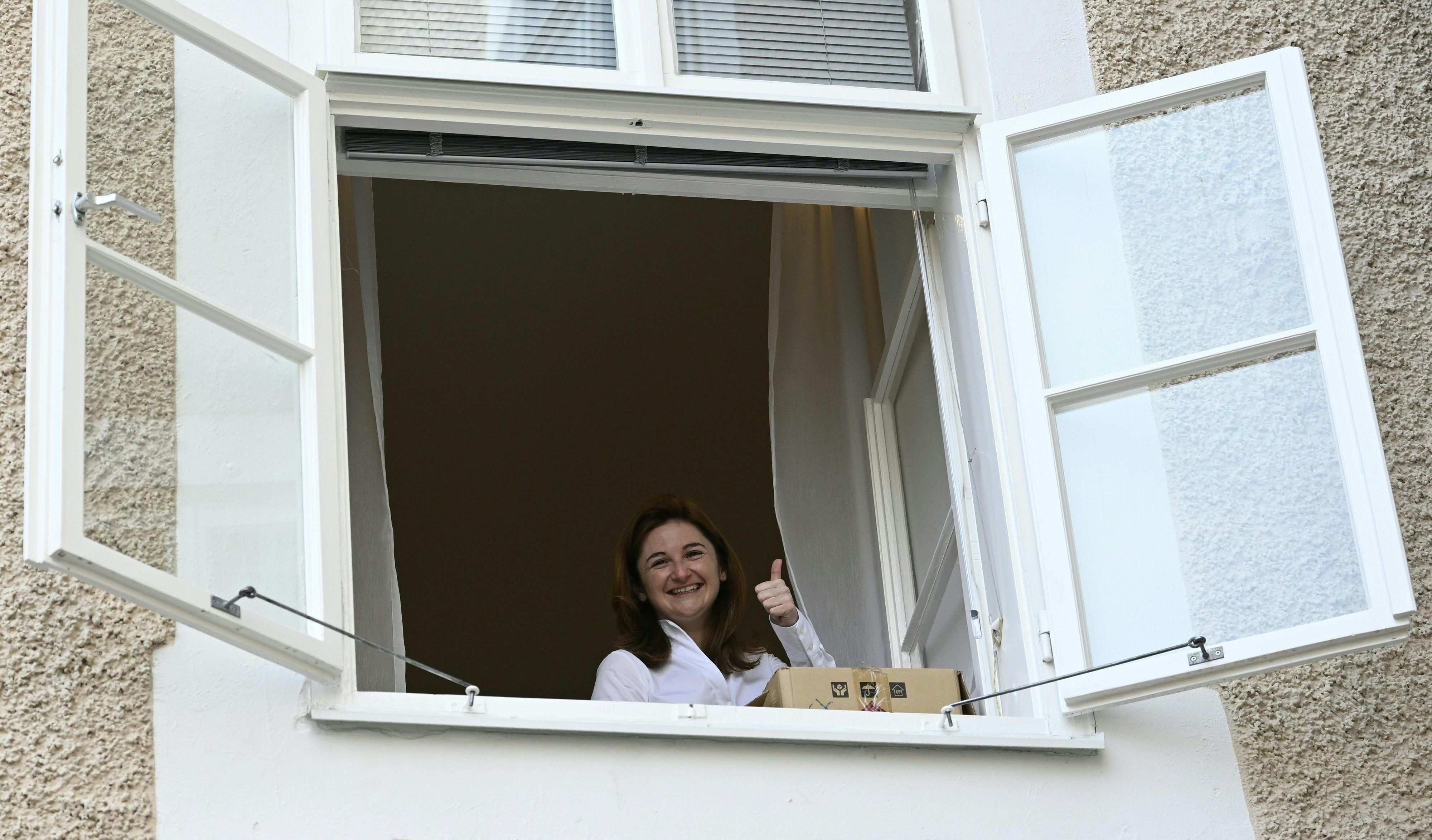 Fenster für FPÖ weit offen: Marlene Svazek hat Grund zum Feiern.