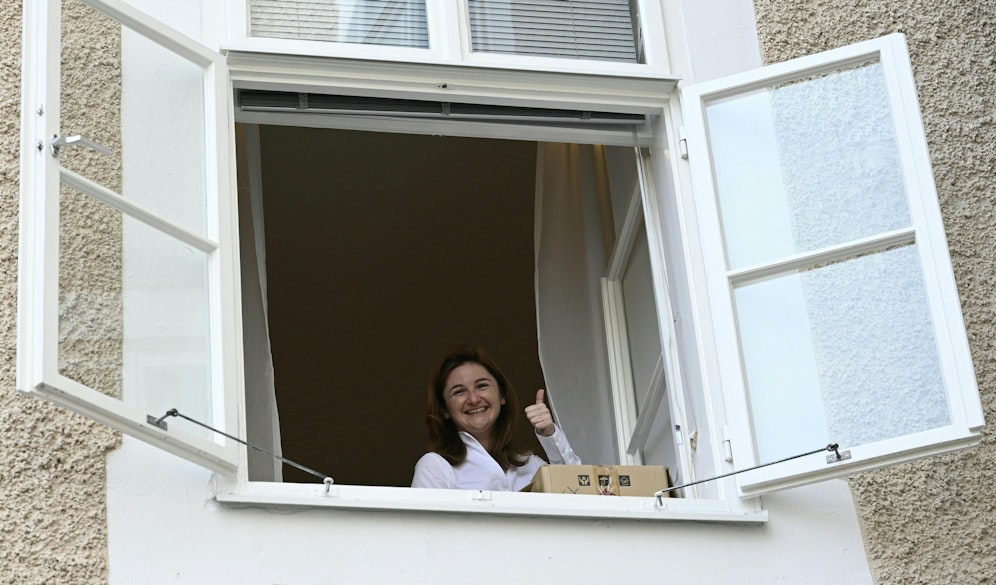 Fenster für FPÖ weit offen: Marlene Svazek hat Grund zum Feiern.