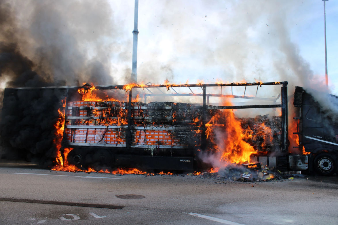 Die süße Ladung wurde in Ansfelden (Bez. Linz-Land) ein Raub der Flammen.