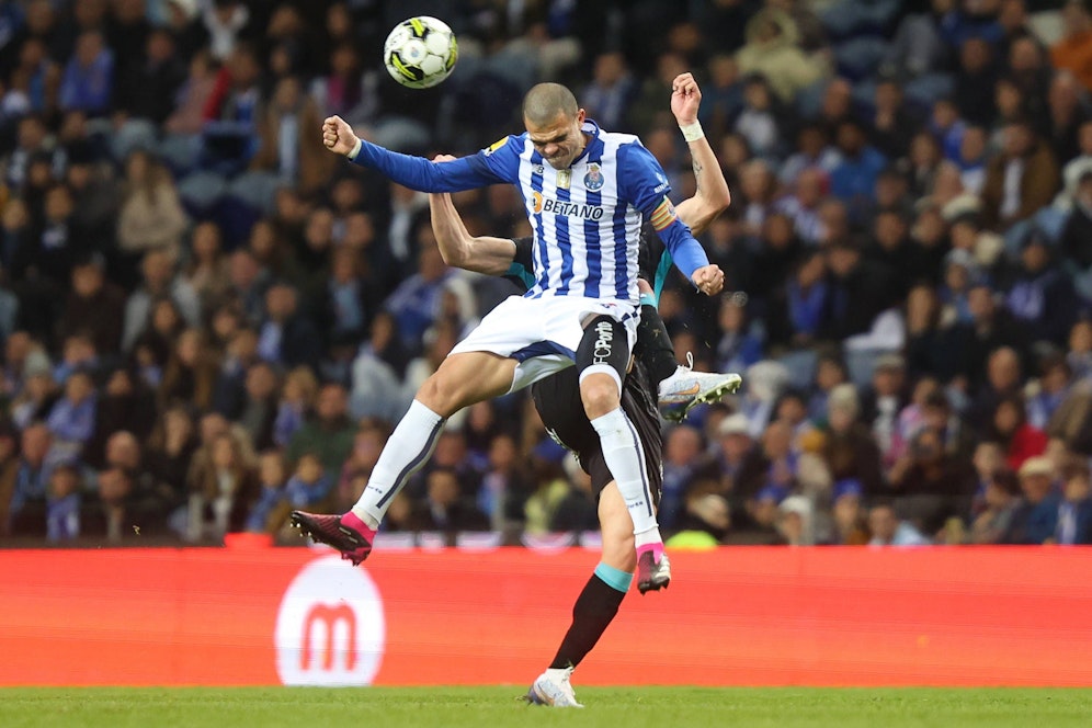 Pepe: Augen zu und durch