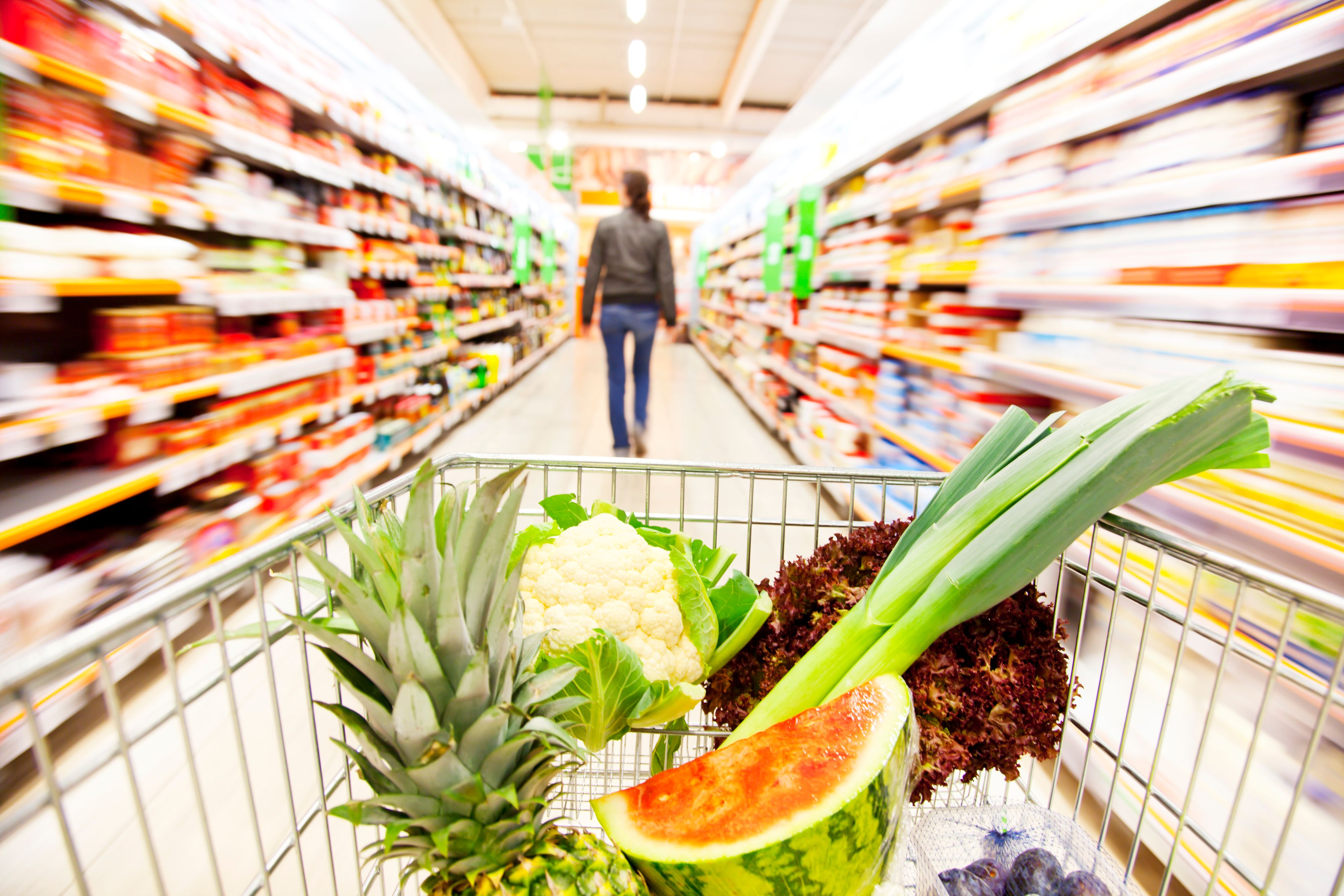 Nur schnell noch etwas in den Wagen legen – und schon ist es passiert. Eine Einkaufswagerl-Masche kehrt zurück.