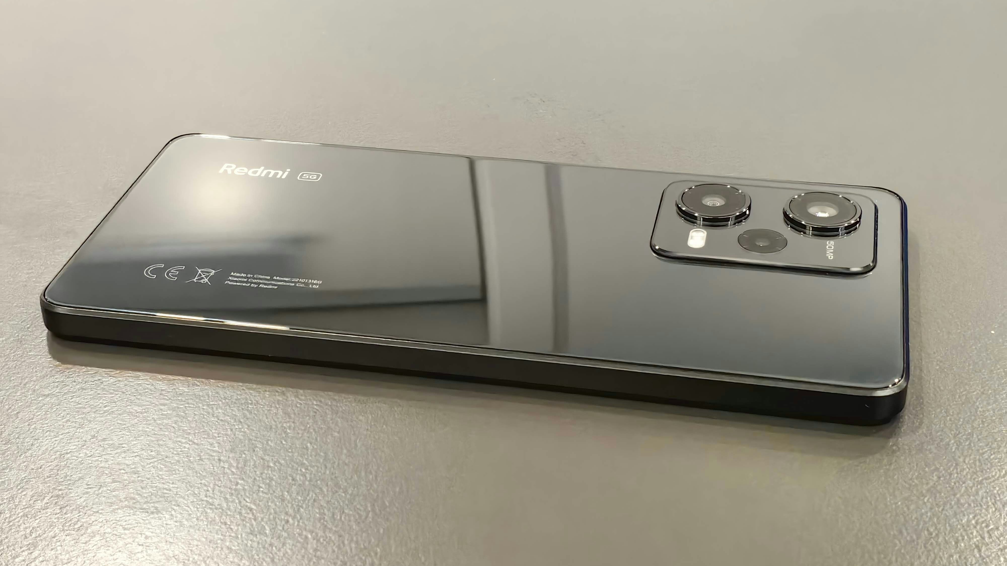 Sieht schick aus und ist sehr gut verarbeitet: Das neue Redmi Note 12 Pro 5G.