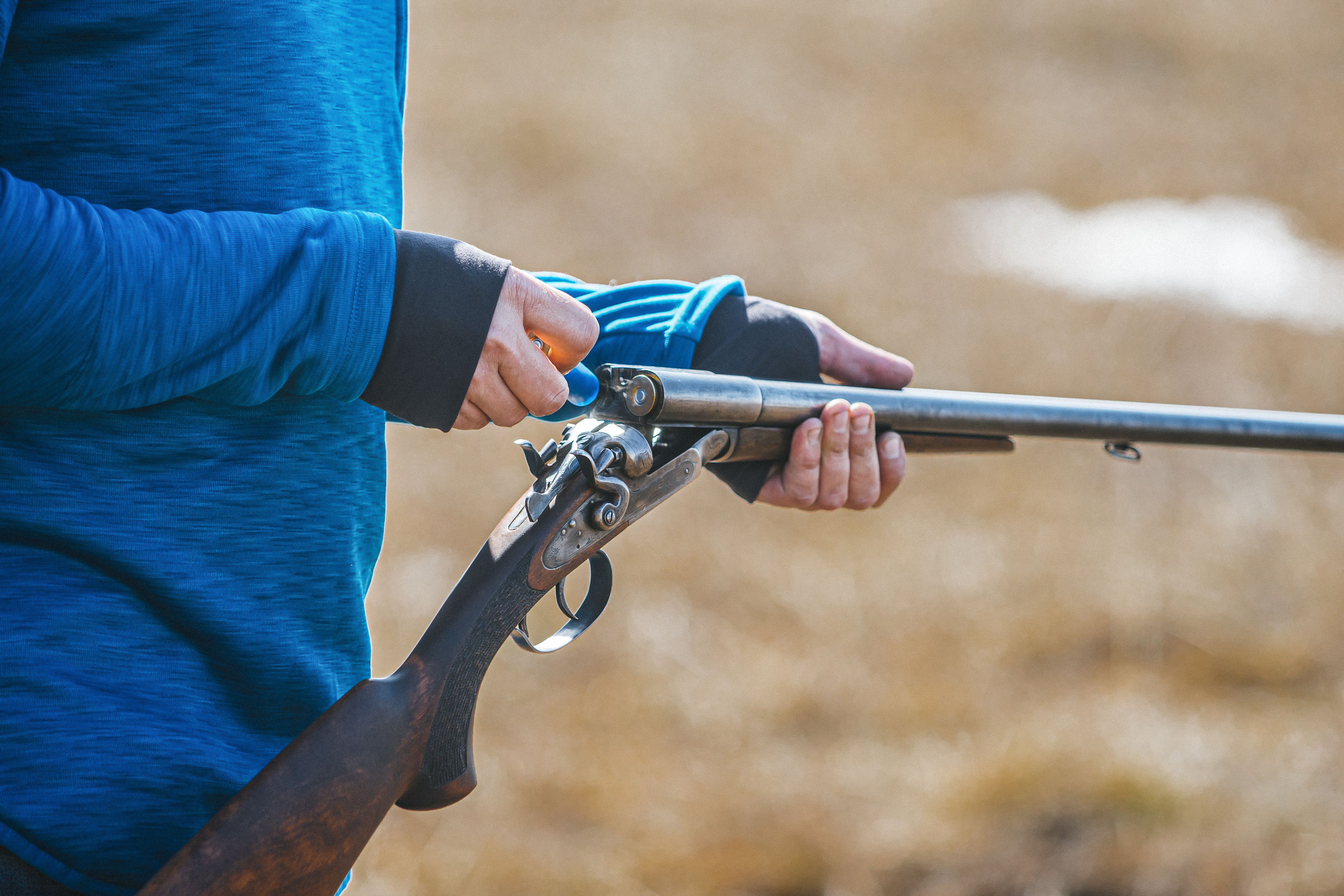 Im Fahrzeug fand die Polizei die Schusswaffen und Kadaverreste mehrerer Fasane. 