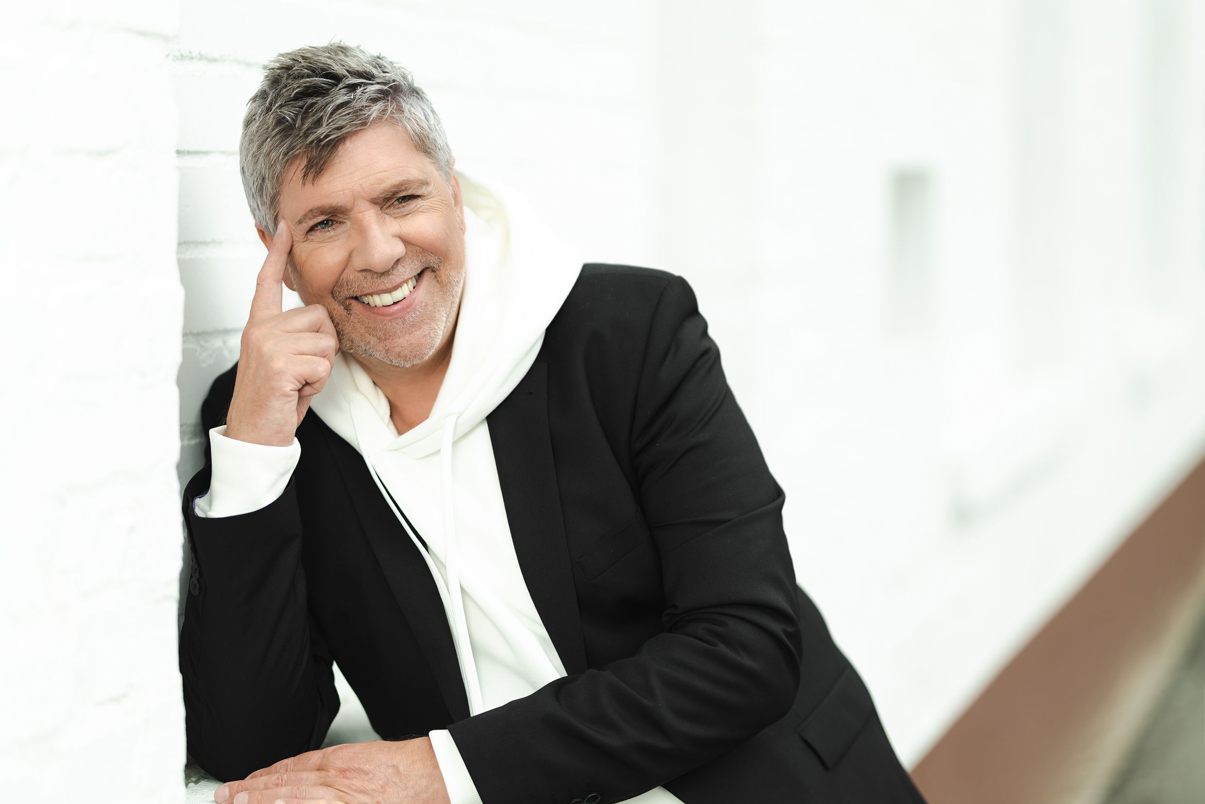 Durchbruch erst mit 40: <strong>Christian Lais</strong> war lange als Backgroundsänger der Stars tätig, bis er schließlich doch noch selbst durchstartete.