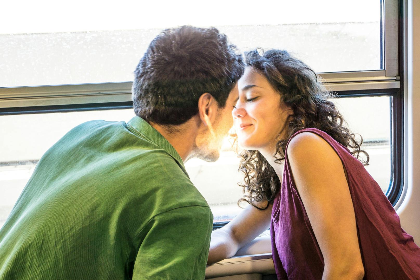 Ein Kärntner Paar ließ sich nicht durch Mitfahrende ausbremsen und liebte sich im Zug.