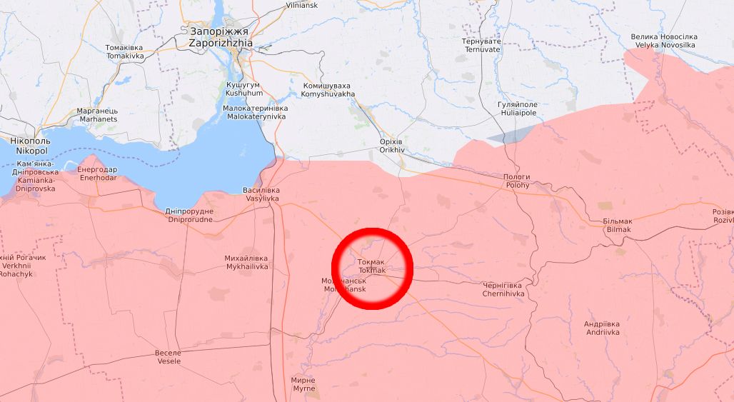 Die Lage der Stadt Tokmak (roter Kreis) in der Oblast Saporischschja. Rot eingefärbt, die von Russland besetzten Gebiete.