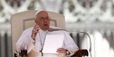 Papst Franziskus erteilt jetzt auch Frauen Stimmrecht