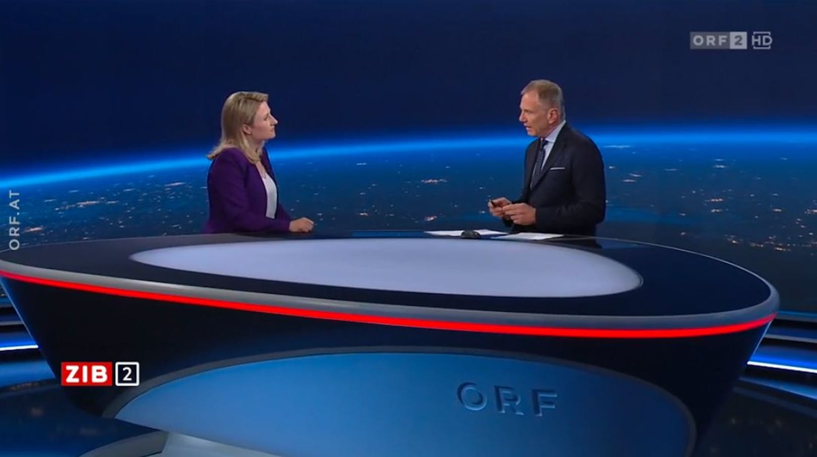 Medienministerin Susanne Raab (ÖVP) zum neuen ORF-Gesetz in der ZiB2 mit Armin Wolf am 26. April 2023.