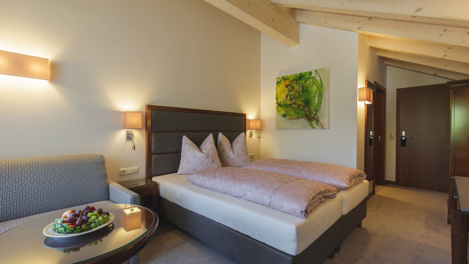 Doch auch die Zimmer des 3 Sterne Superior Hotels in Maria Alm laden nach einem aktiven Tag zum Entspannen ein.