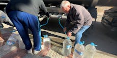 Rekordhitze: Spanier müssen an LKWs Wasser zapfen