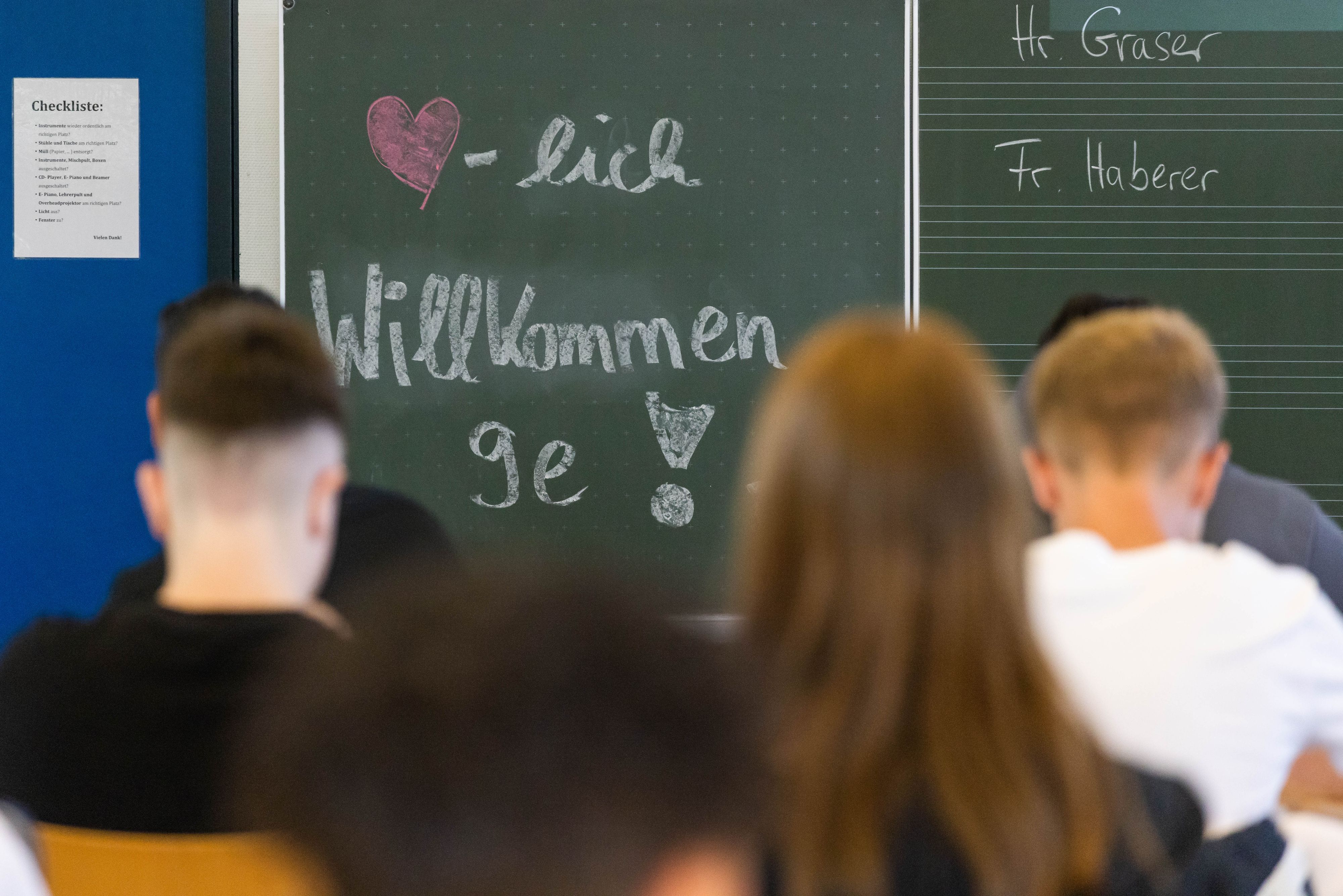 Ein Pädagoge schockte Schüler in der Steiermark mit Nazi-Gesten (Symbolbild).