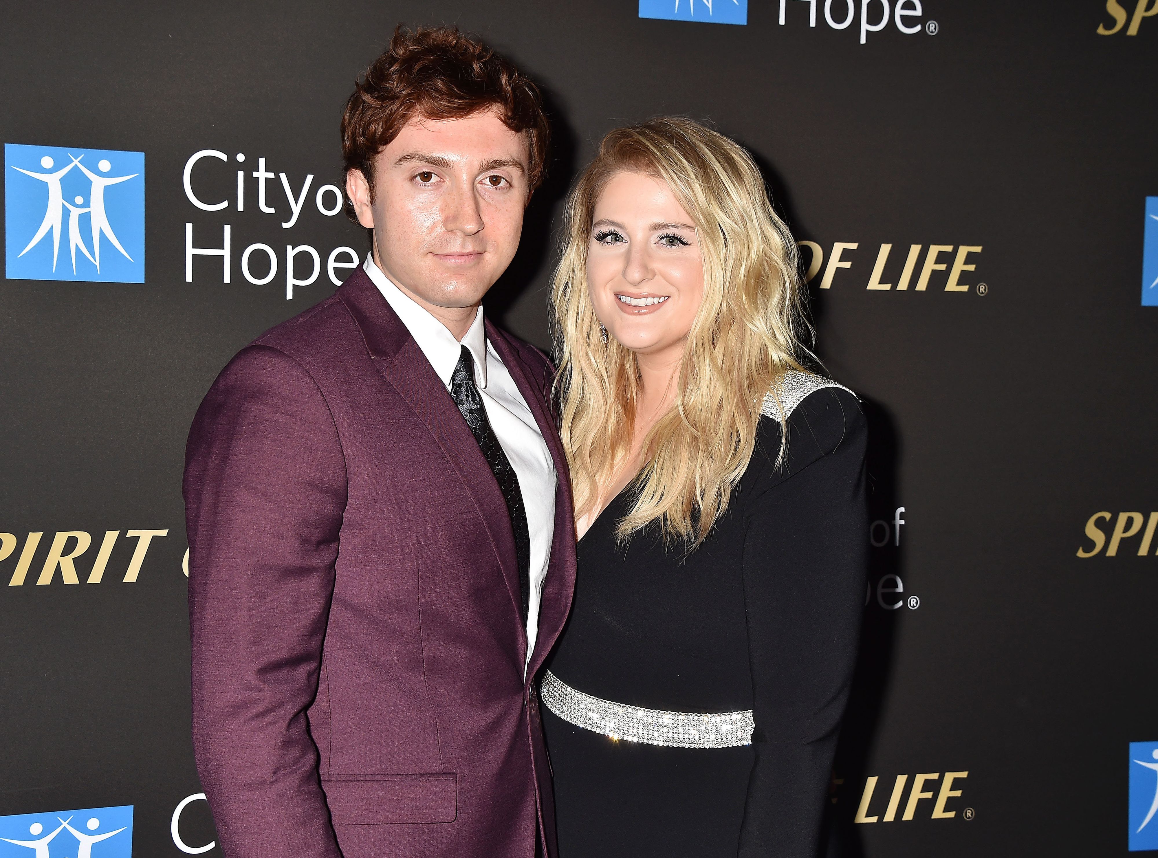 Download von www.picturedesk.com am 27.04.2023 (15:21).  ACT action_30299206 -- Daryl Sabara, Meghan Trainor - City Of Hope's Spirit Of Life 2019 Gala - Arrivals - 20191010_PD17747 - Rechteinfo: Rights Managed (RM)