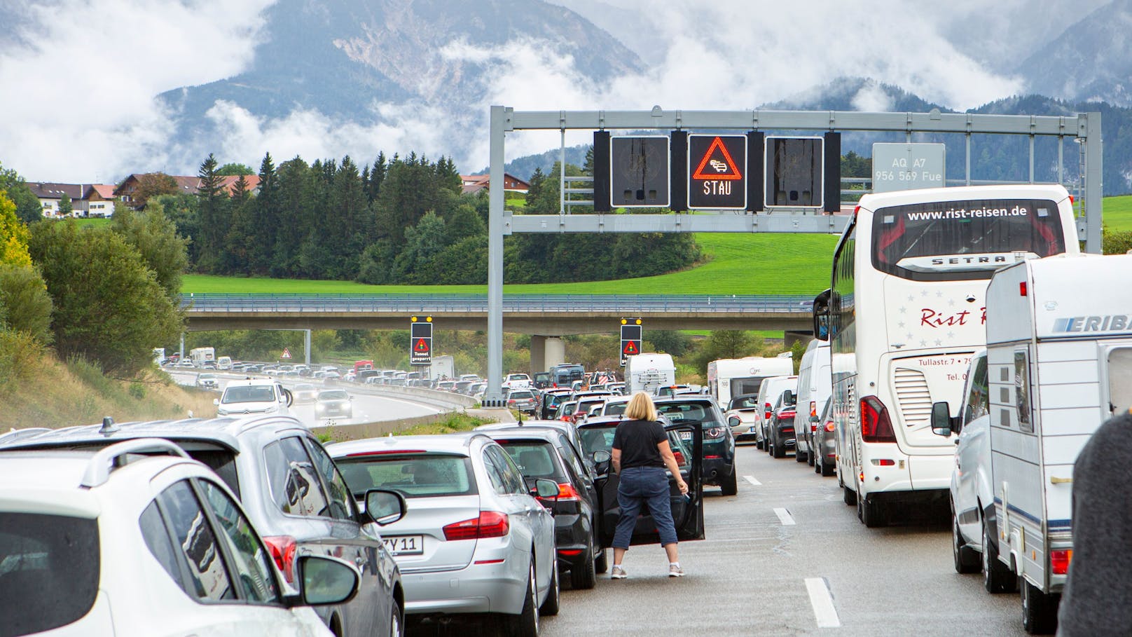 Auf Österreichs Straßen ist am Wochenende Geduld gefragt (Symbolbild).