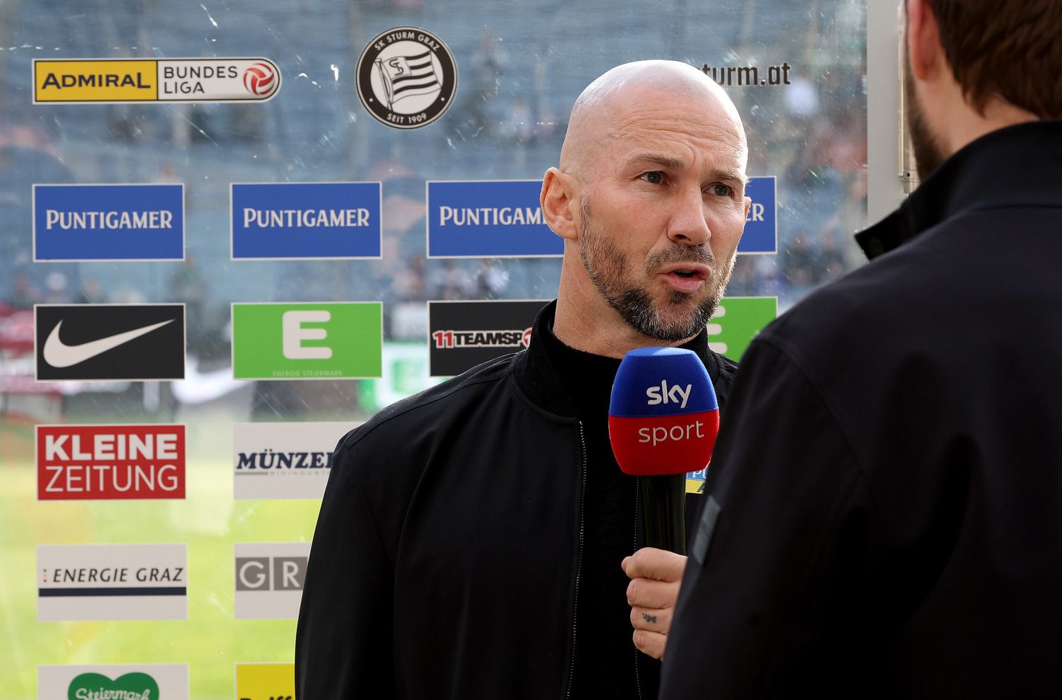 Sturm-Coach Ilzer Teilt Wieder Gegen Video-Schiri Aus | Heute.at