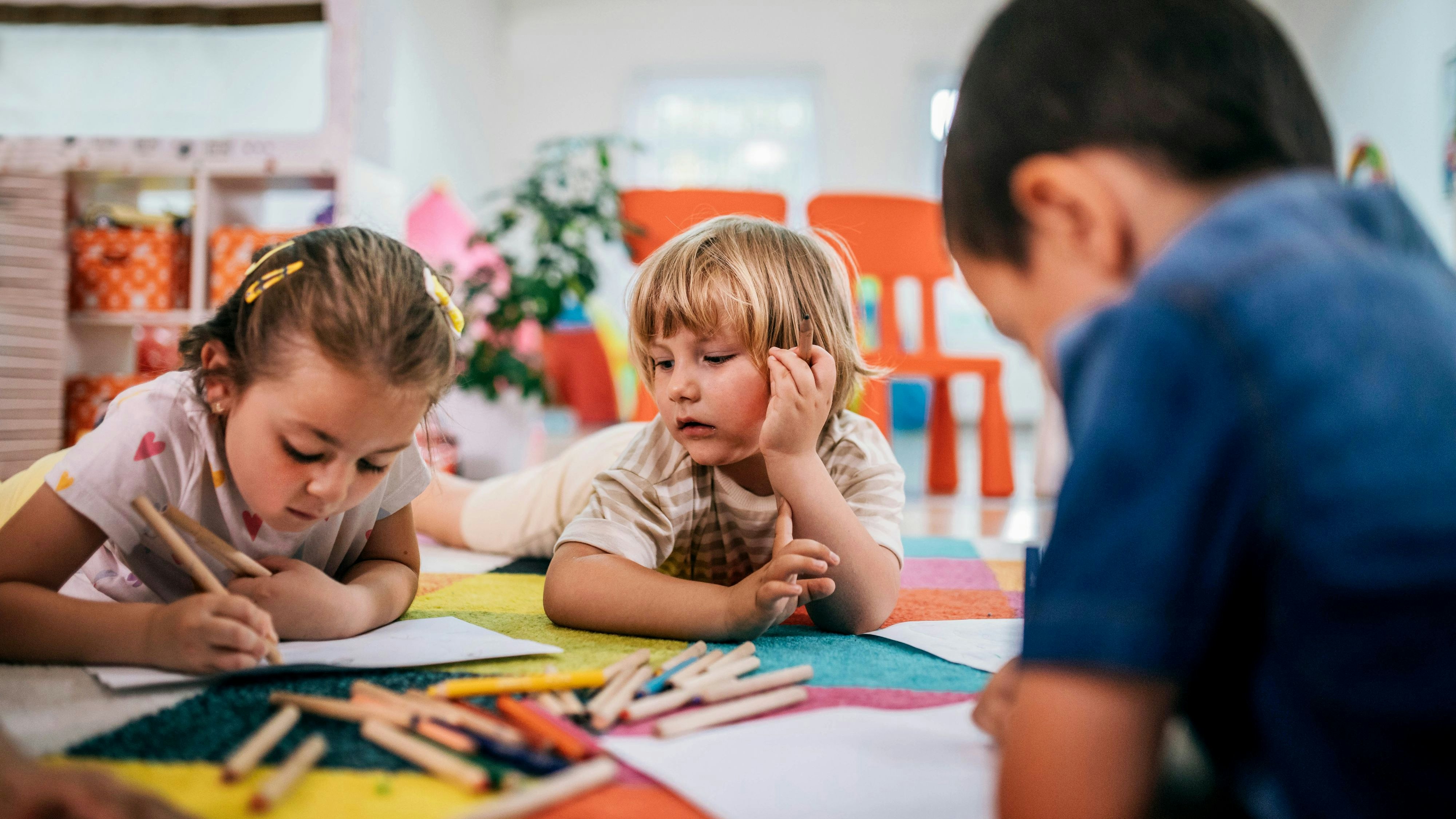 In kleinen Gruppen wird die Erstsprache als Unverbindliche Übung gefördert.