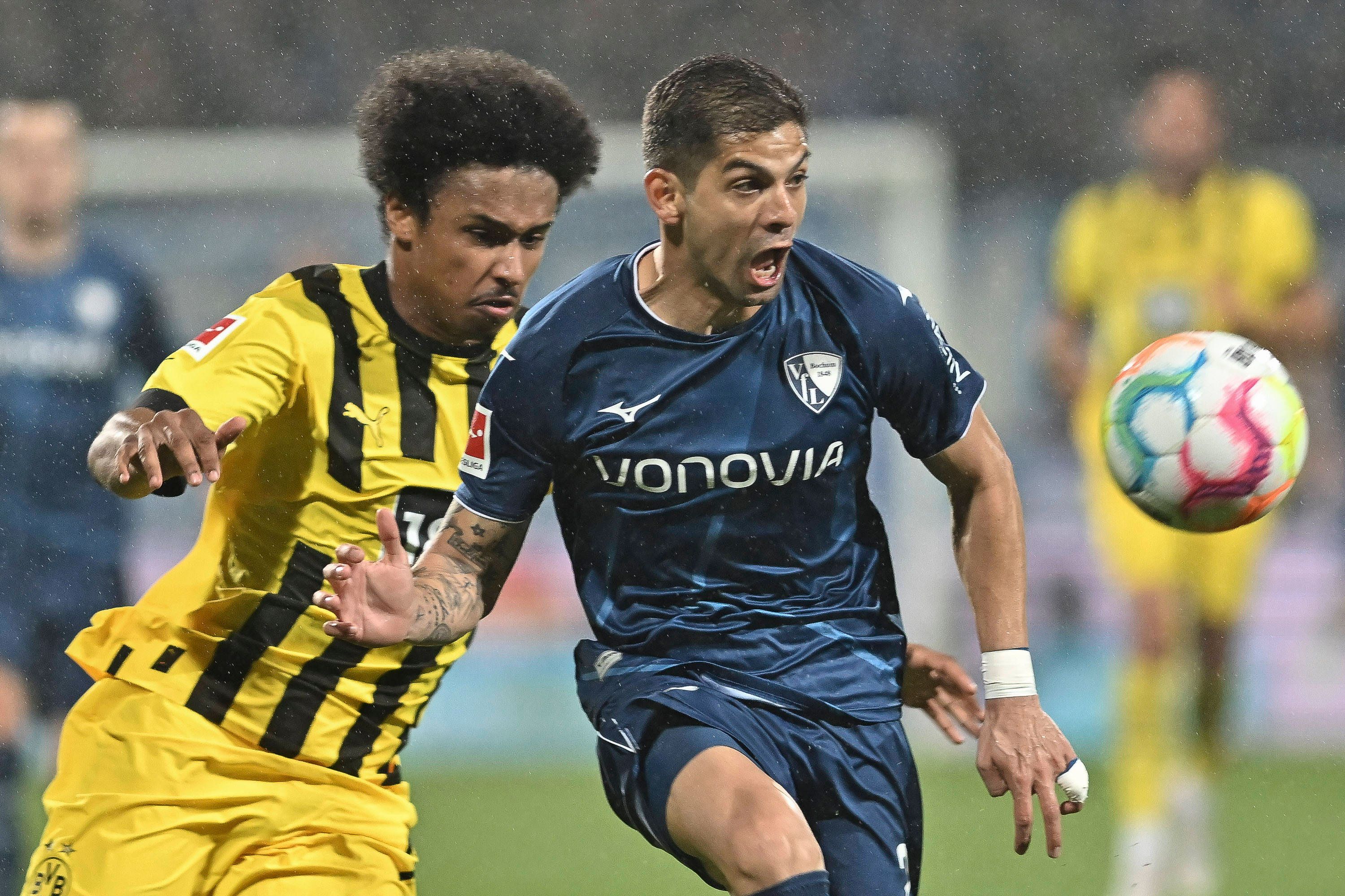 Borussia Dortmund stolpert im kleinen Revier-Derby. 