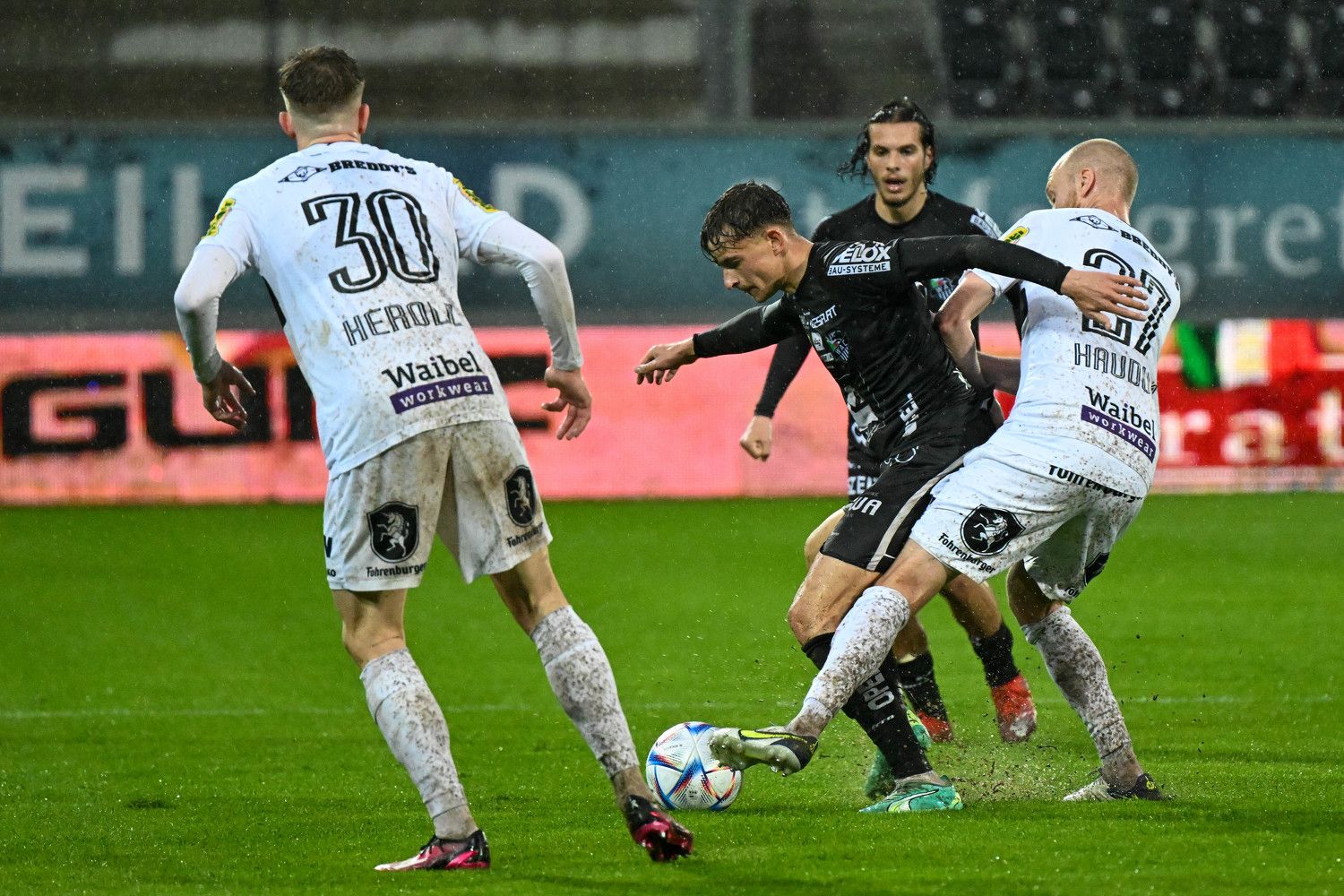 Nicolas Veratschnig trifft für Wolfsberg. 