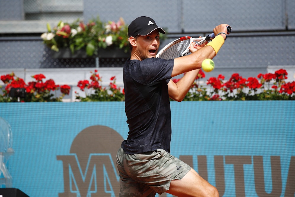 Dominic Thiem stöhnte bei einer Trainingseinheit wieder laut. 