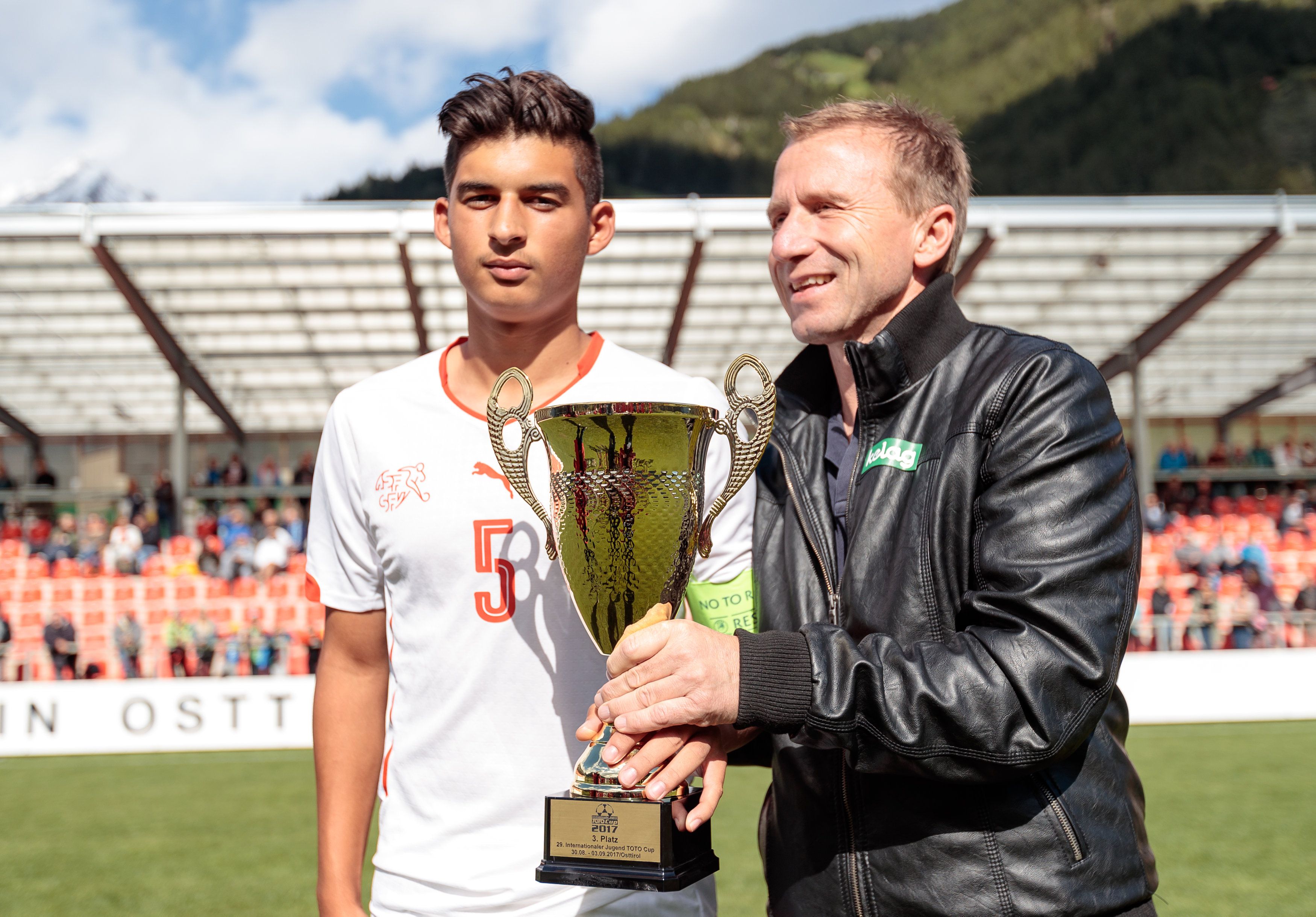 Klaus Mitterdorfer wird neuer ÖFB-Präsident. Schon bislang war er Präsident des Kärntner Landesverbandes. Im Bild beim U17 Toto-Cup beim Spiel gegen die Schweiz im Jahr 2017. 