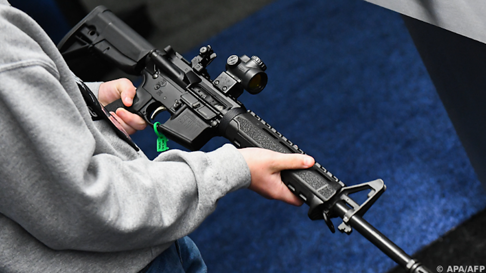 Der Verdächtige ist dafür bekannt, seine Waffe im eigenen Vorgarten leer zu schießen.