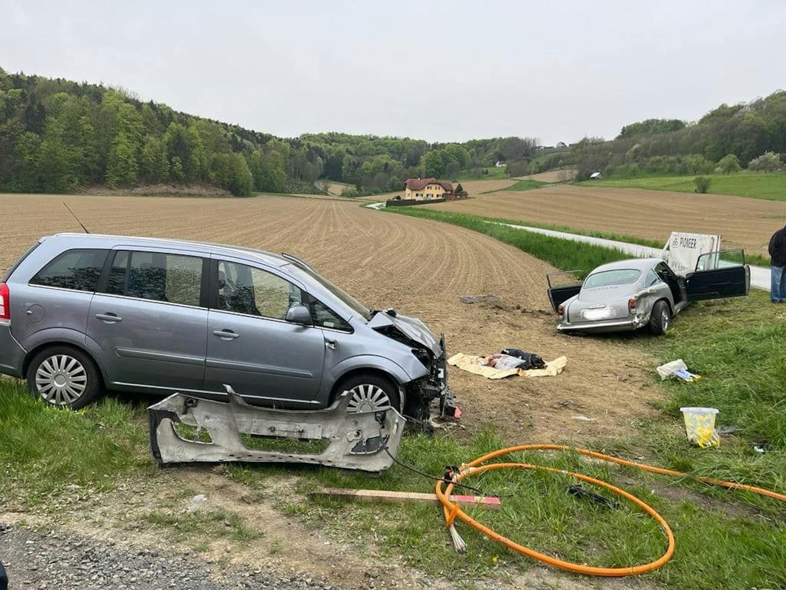 Wiener bei Crash aus "James Bond"-Auto geschleudert